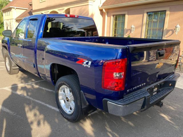 Photo 3 VIN: 1GCRKSE77DZ393595 - CHEVROLET SILVERADO 