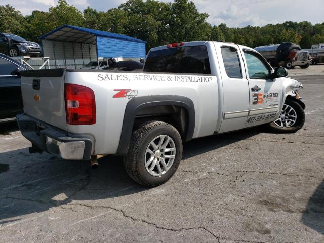 Photo 2 VIN: 1GCRKSE78CZ116355 - CHEVROLET SILVERADO 