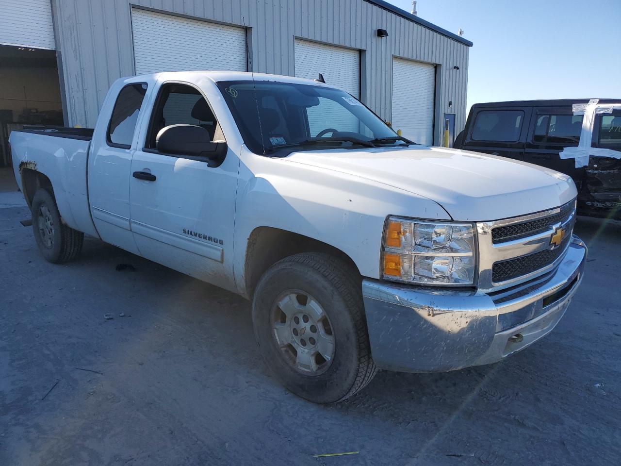 Photo 3 VIN: 1GCRKSE78CZ201583 - CHEVROLET SILVERADO 