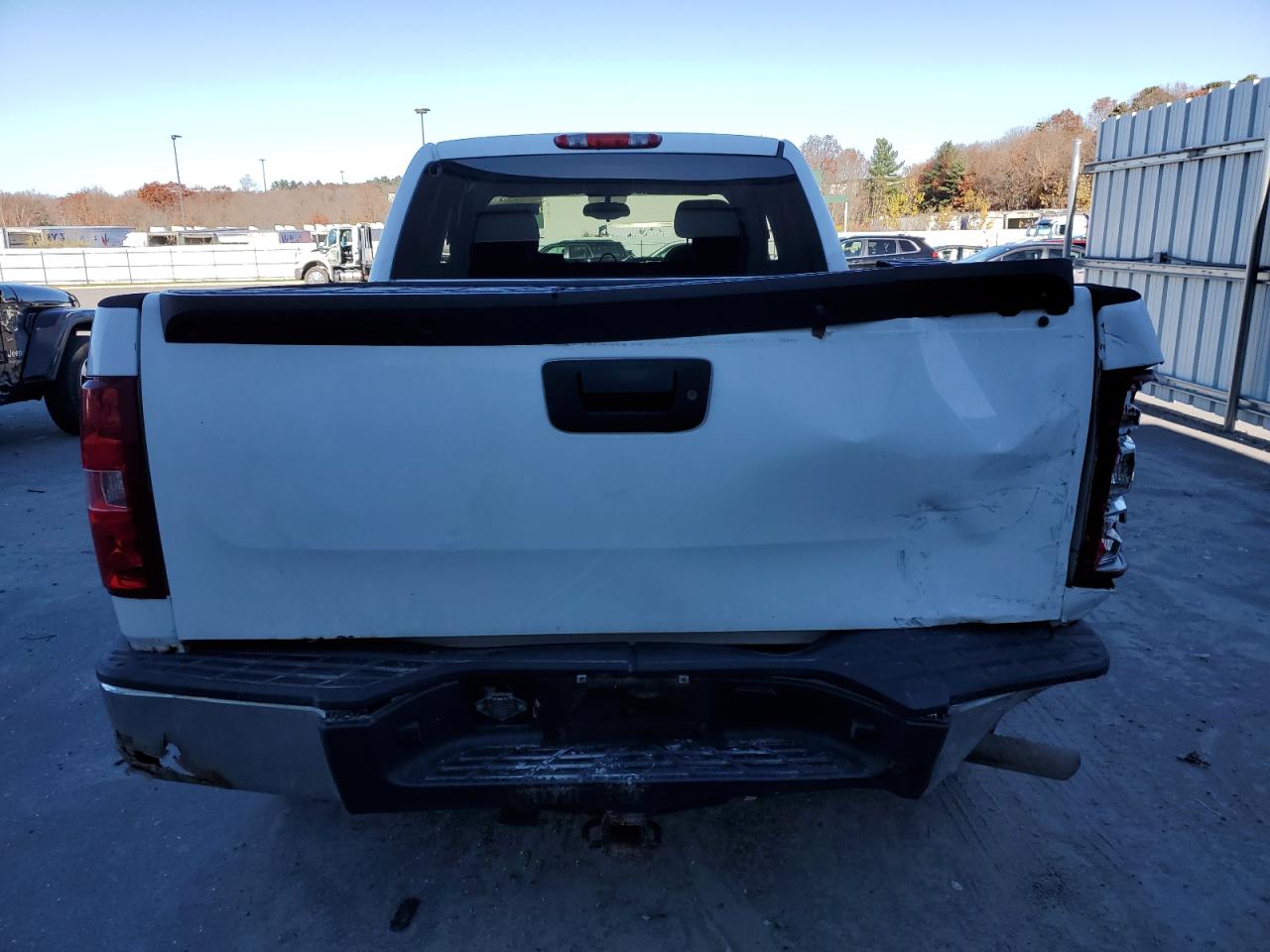 Photo 5 VIN: 1GCRKSE78CZ201583 - CHEVROLET SILVERADO 