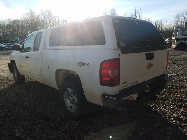 Photo 2 VIN: 1GCRKSE78CZ206136 - CHEVROLET SILVER 4X4 