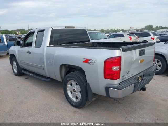 Photo 2 VIN: 1GCRKSE78CZ218402 - CHEVROLET SILVERADO 1500 