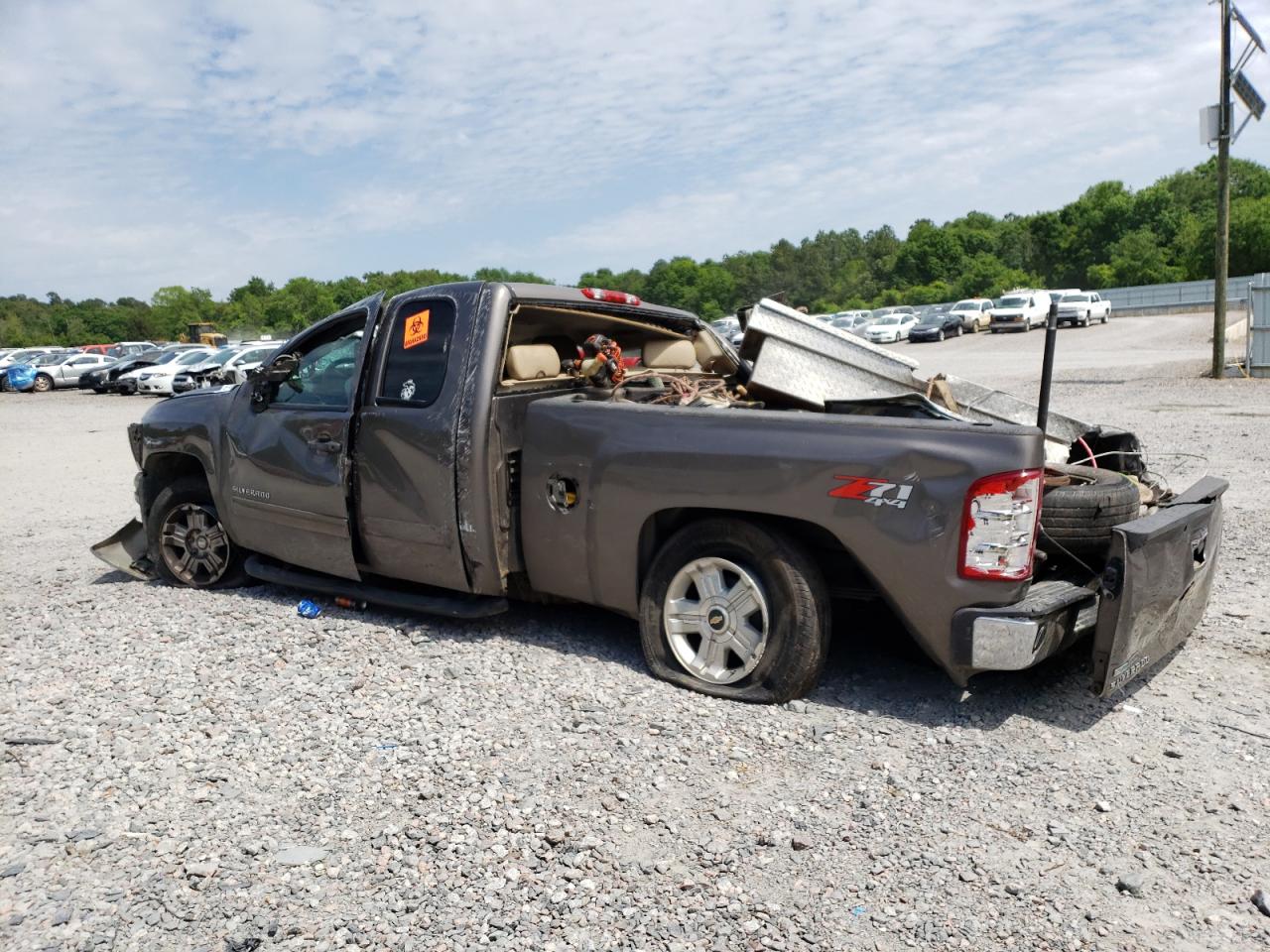 Photo 1 VIN: 1GCRKSE78CZ273898 - CHEVROLET SILVERADO 