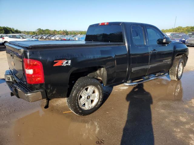 Photo 2 VIN: 1GCRKSE78DZ107219 - CHEVROLET SILVERADO 