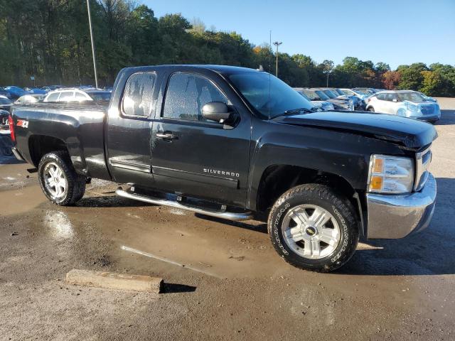 Photo 3 VIN: 1GCRKSE78DZ107219 - CHEVROLET SILVERADO 