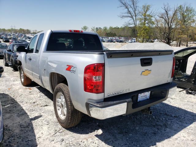 Photo 2 VIN: 1GCRKSE78DZ115398 - CHEVROLET SILVERADO 