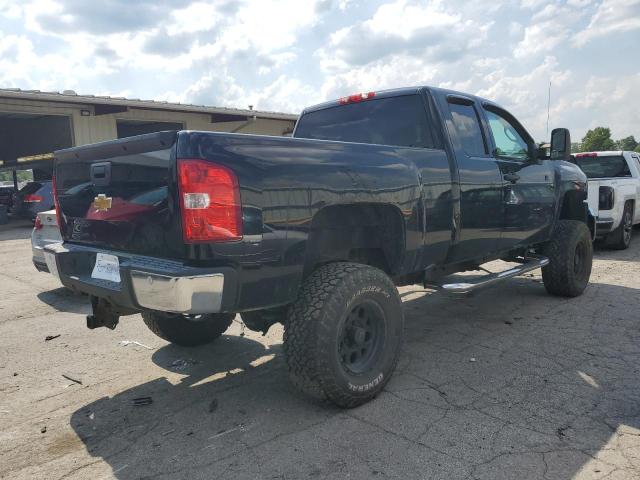 Photo 2 VIN: 1GCRKSE78DZ256309 - CHEVROLET SILVERADO 