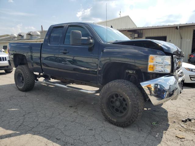 Photo 3 VIN: 1GCRKSE78DZ256309 - CHEVROLET SILVERADO 