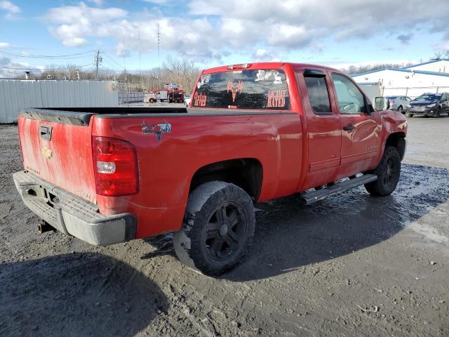 Photo 2 VIN: 1GCRKSE78DZ307906 - CHEVROLET SILVERADO 