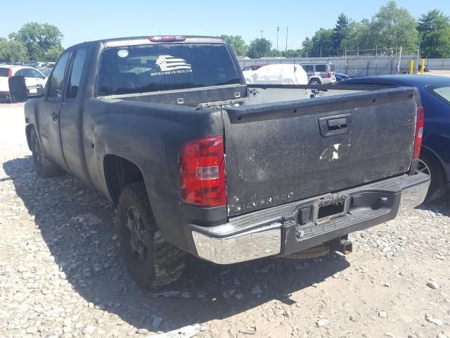 Photo 2 VIN: 1GCRKSE78DZ322390 - CHEVROLET SILVERADO 