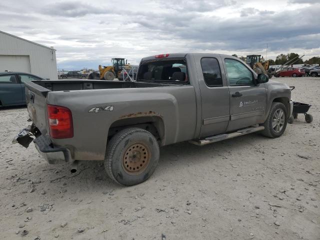 Photo 2 VIN: 1GCRKSE78DZ357656 - CHEVROLET SILVERADO 