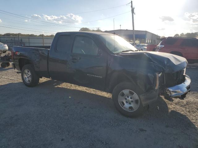 Photo 3 VIN: 1GCRKSE79CZ205304 - CHEVROLET SILVERADO 