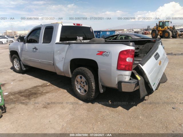 Photo 2 VIN: 1GCRKSE79CZ208235 - CHEVROLET SILVERADO 1500 