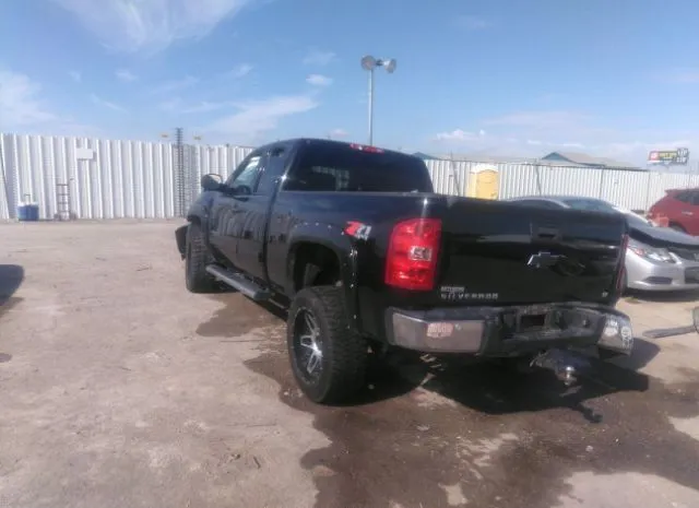 Photo 2 VIN: 1GCRKSE79DZ160558 - CHEVROLET SILVERADO 1500 