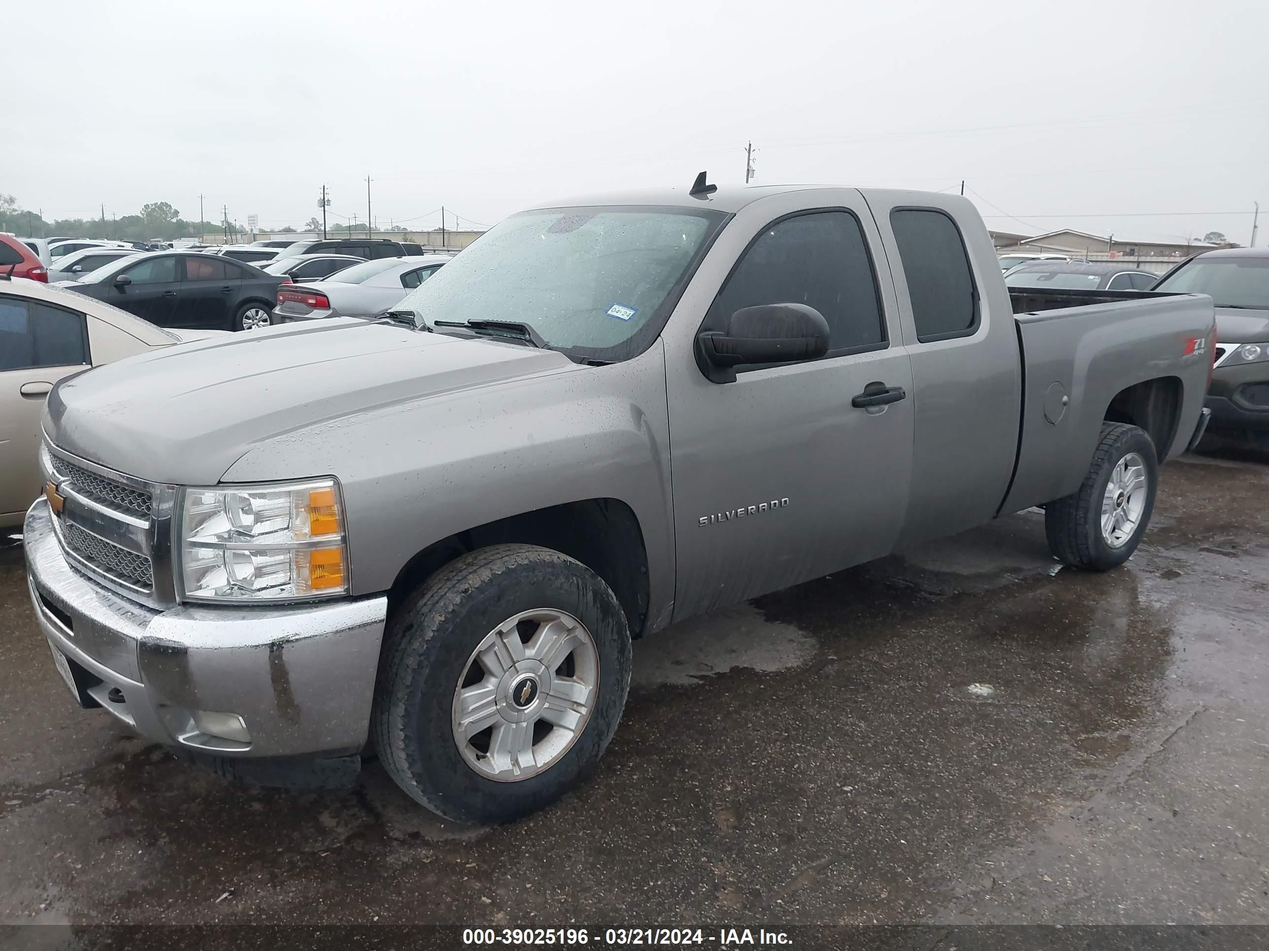 Photo 1 VIN: 1GCRKSE79DZ164027 - CHEVROLET SILVERADO 