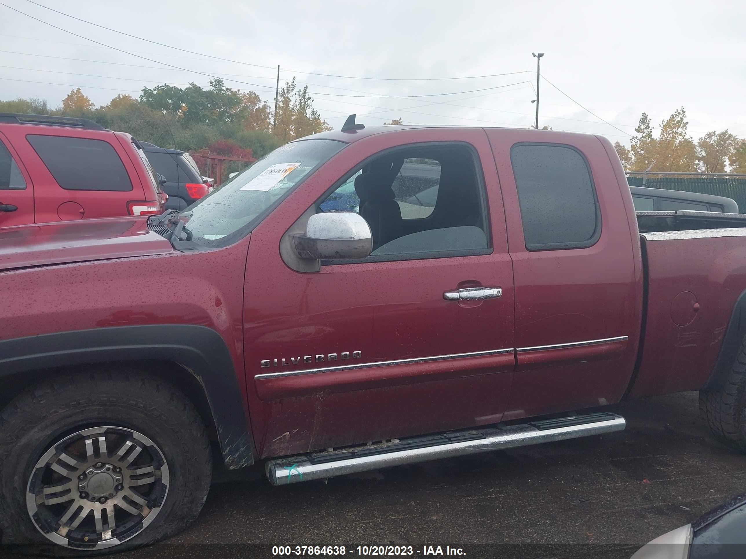 Photo 13 VIN: 1GCRKSE79DZ220547 - CHEVROLET SILVERADO 