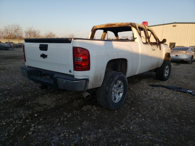 Photo 3 VIN: 1GCRKSE79DZ382467 - CHEVROLET SILVERADO 