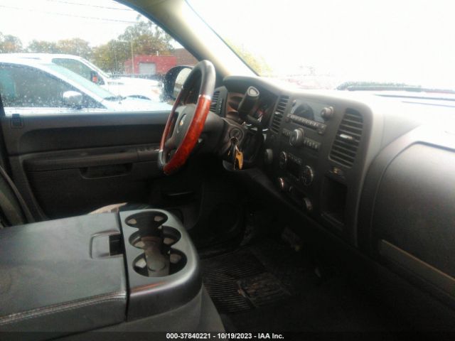 Photo 4 VIN: 1GCRKSE7XCZ202072 - CHEVROLET SILVERADO 1500 