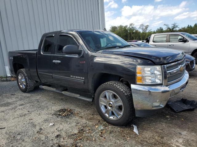 Photo 3 VIN: 1GCRKSE7XCZ261879 - CHEVROLET SILVERADO 