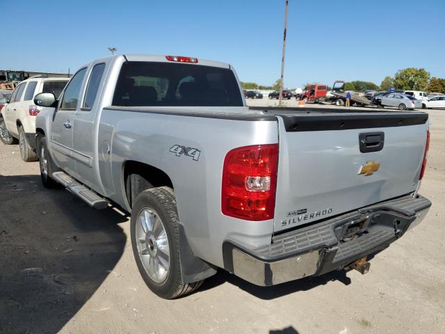 Photo 2 VIN: 1GCRKSE7XDZ173481 - CHEVROLET SILVERADO 