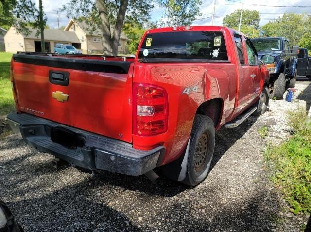 Photo 3 VIN: 1GCRKSE7XDZ210061 - CHEVROLET SILVERADO 