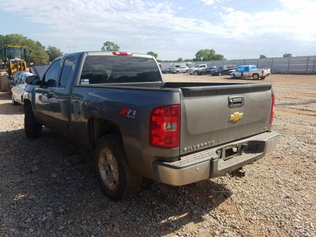 Photo 2 VIN: 1GCRKSE7XDZ261379 - CHEVROLET SILVERADO 