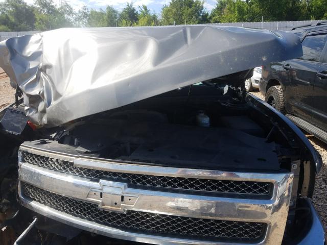 Photo 6 VIN: 1GCRKSE7XDZ261379 - CHEVROLET SILVERADO 