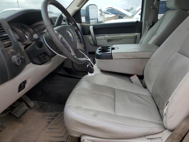 Photo 6 VIN: 1GCRKSEA1BZ268908 - CHEVROLET SILVERADO 