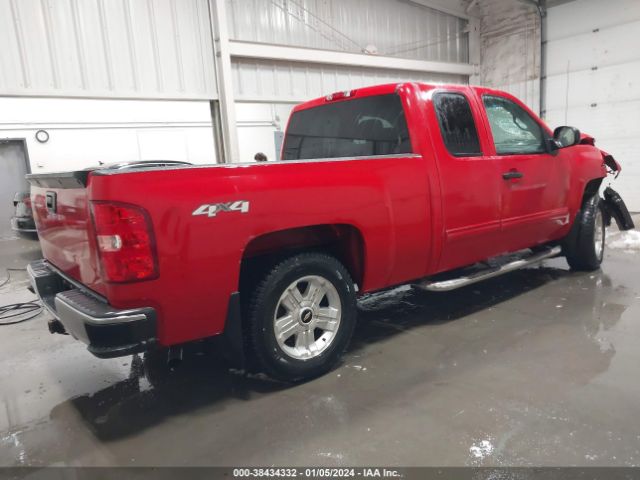 Photo 3 VIN: 1GCRKSEA1BZ330128 - CHEVROLET SILVERADO 1500 