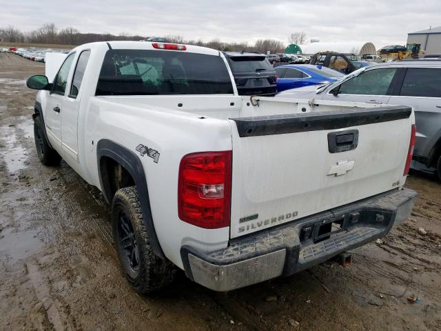 Photo 2 VIN: 1GCRKSEA3CZ104917 - CHEVROLET SILVERADO 