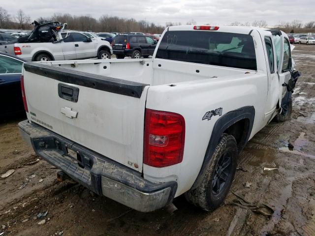 Photo 3 VIN: 1GCRKSEA3CZ104917 - CHEVROLET SILVERADO 