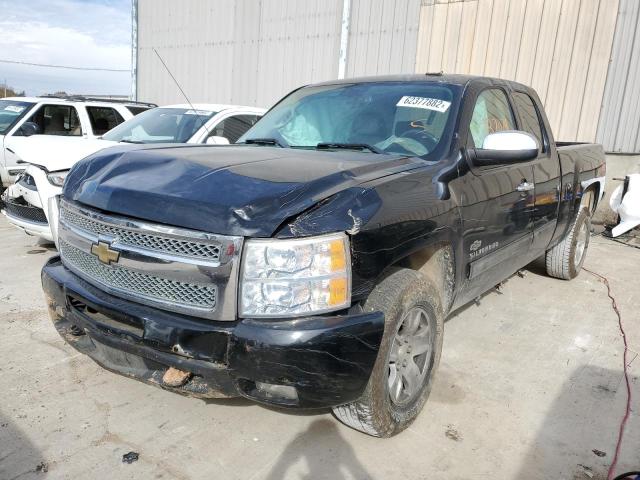 Photo 1 VIN: 1GCRKTE30BZ449571 - CHEVROLET SILVERADO 