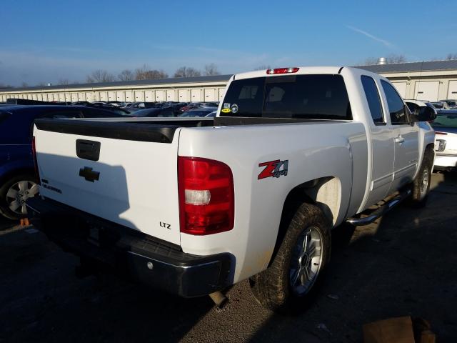 Photo 3 VIN: 1GCRKTE37BZ418480 - CHEVROLET SILVERADO 