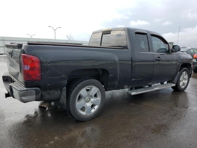 Photo 2 VIN: 1GCRKTE38BZ228722 - CHEVROLET SILVERADO 