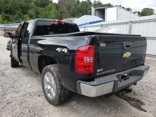 Photo 2 VIN: 1GCRKTE38BZ463900 - CHEVROLET SILVERADO 