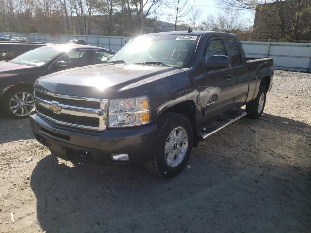 Photo 1 VIN: 1GCRKTE39BZ130878 - CHEVROLET SILVERADO 