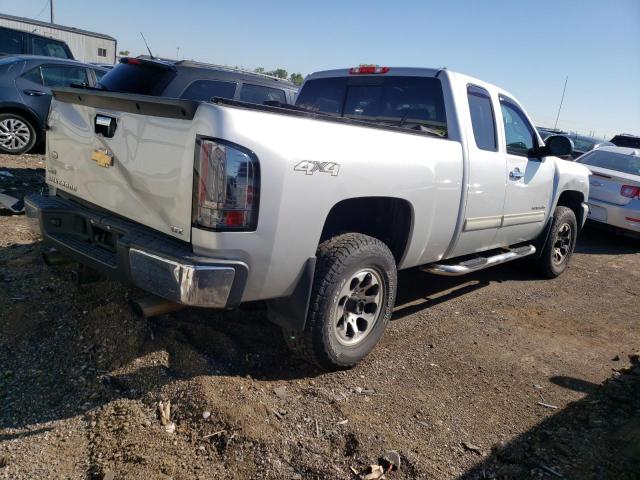 Photo 3 VIN: 1GCRKTE39BZ357486 - CHEVROLET SILVERADO 