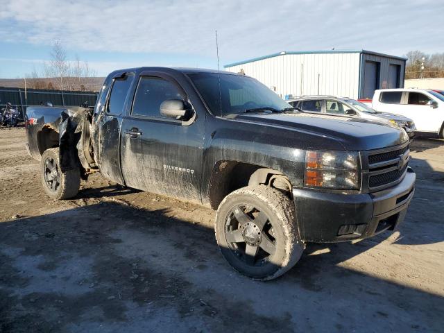 Photo 3 VIN: 1GCRKTE73DZ256630 - CHEVROLET SILVERADO 