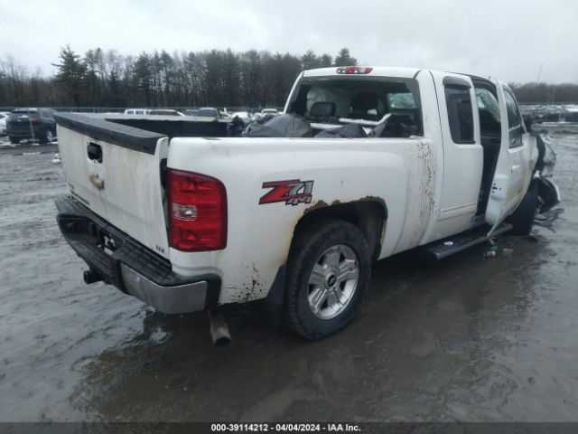 Photo 3 VIN: 1GCRKTE77CZ125599 - CHEVROLET SILVERADO 1500 