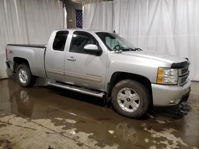 Photo 3 VIN: 1GCRKTE78CZ129337 - CHEVROLET SILVERADO 