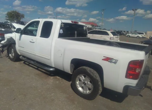 Photo 2 VIN: 1GCRKTE79CZ226806 - CHEVROLET SILVERADO 1500 