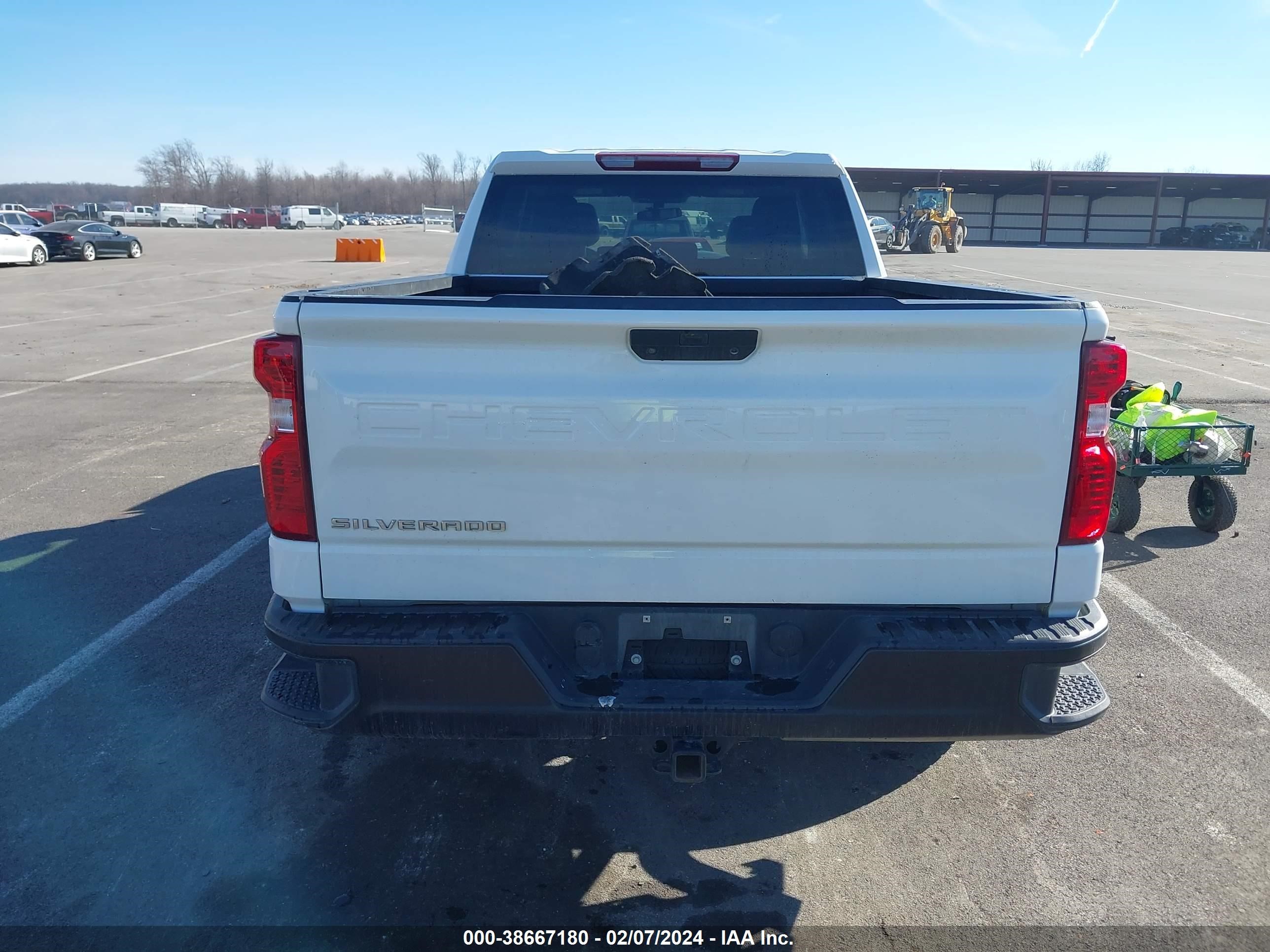 Photo 16 VIN: 1GCRWAEF6MZ323740 - CHEVROLET SILVERADO 