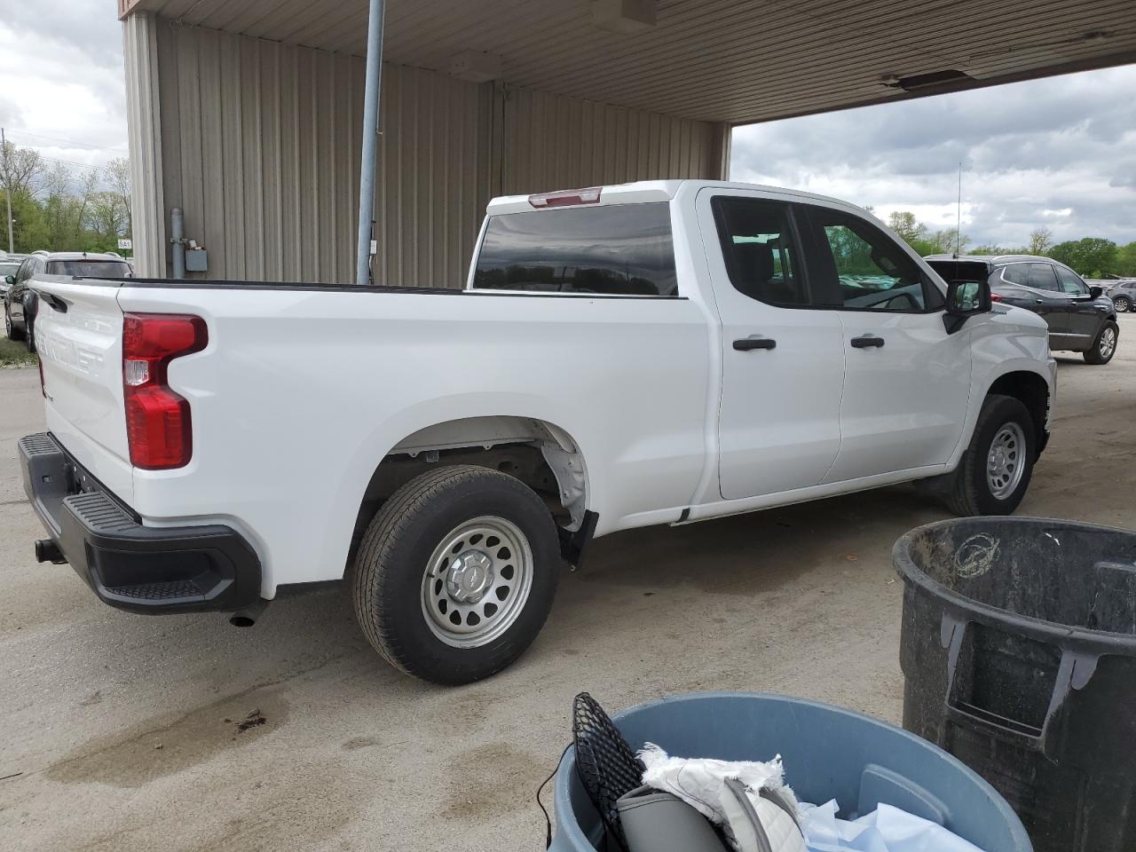 Photo 2 VIN: 1GCRWAEH4KZ277176 - CHEVROLET SILVERADO 