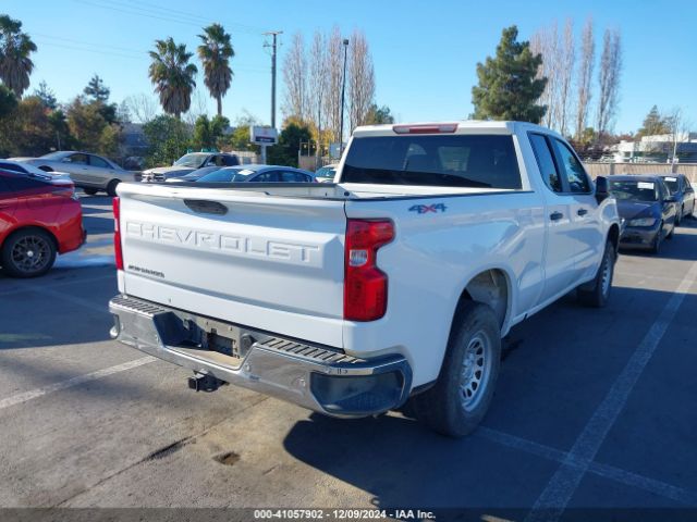 Photo 3 VIN: 1GCRYAEF7MZ201902 - CHEVROLET SILVERADO 