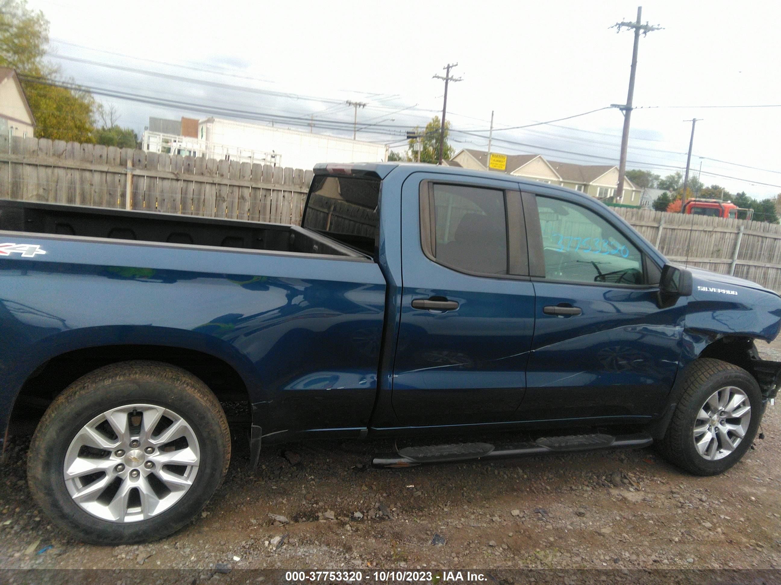 Photo 12 VIN: 1GCRYBEF1KZ274220 - CHEVROLET SILVERADO 