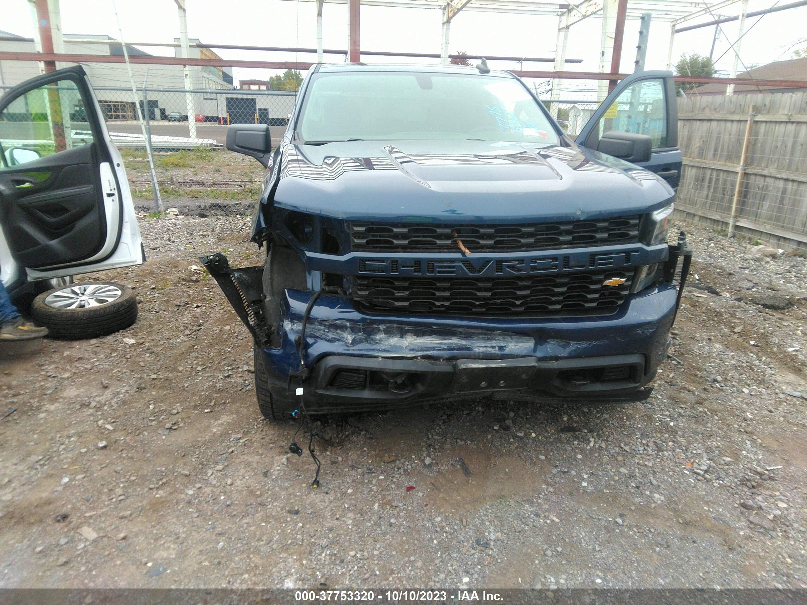 Photo 5 VIN: 1GCRYBEF1KZ274220 - CHEVROLET SILVERADO 