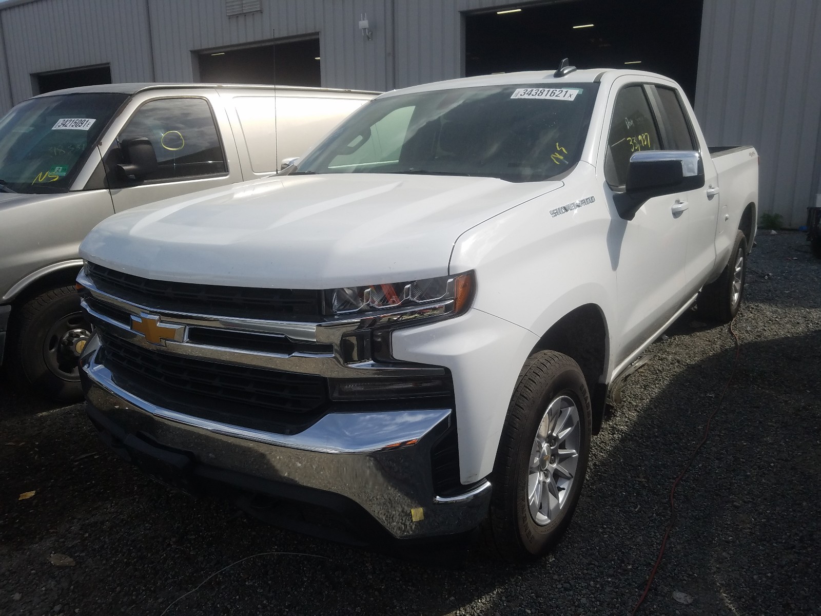 Photo 1 VIN: 1GCRYDED2LZ209629 - CHEVROLET SILVERADO 