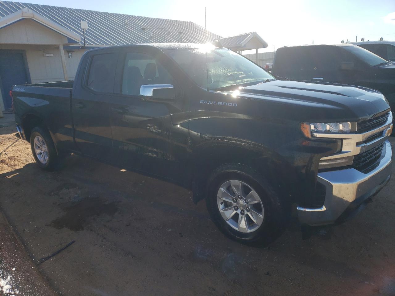 Photo 3 VIN: 1GCRYDED7LZ221663 - CHEVROLET SILVERADO 