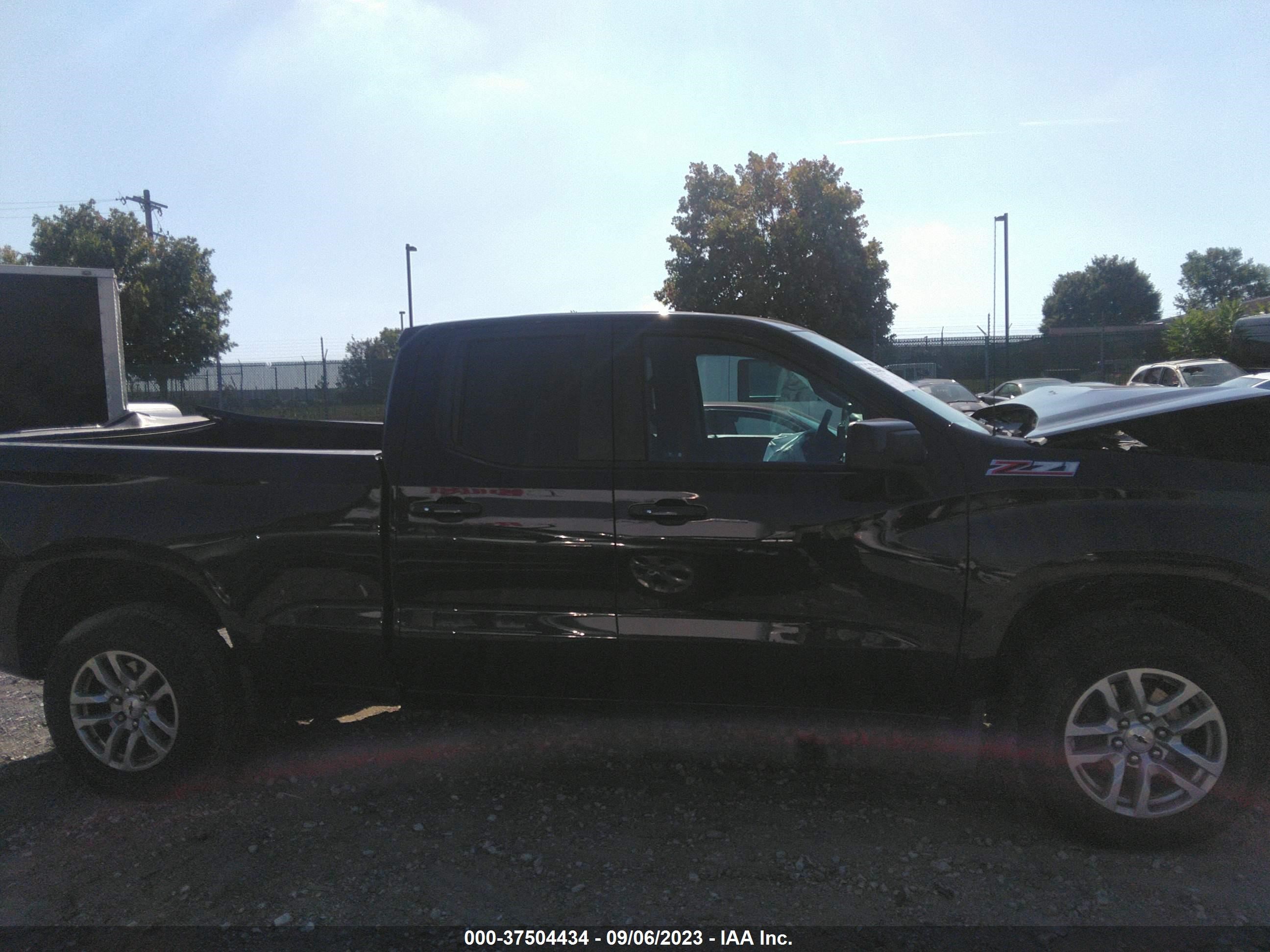 Photo 12 VIN: 1GCRYEED5KZ234397 - CHEVROLET SILVERADO 