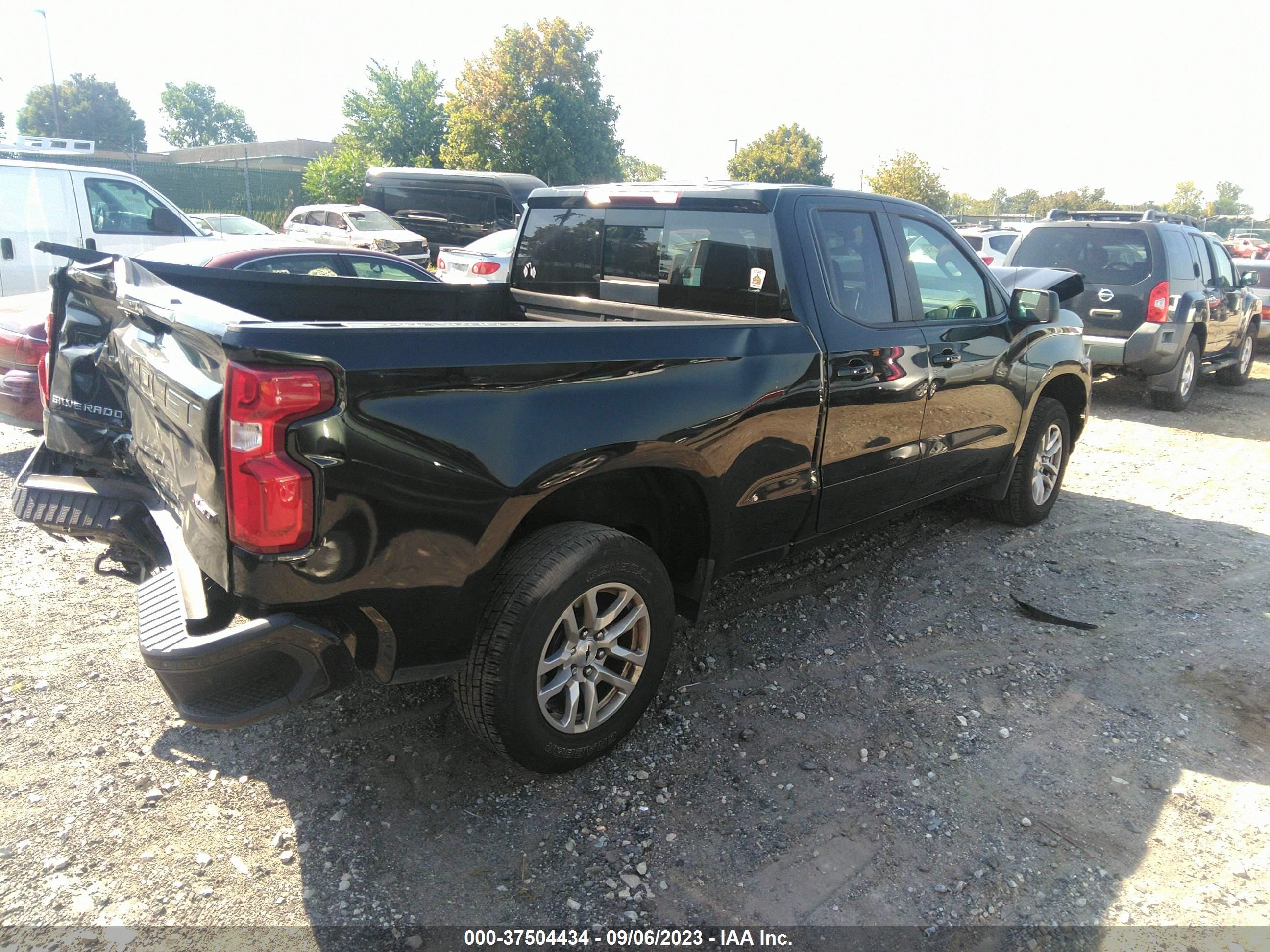 Photo 3 VIN: 1GCRYEED5KZ234397 - CHEVROLET SILVERADO 